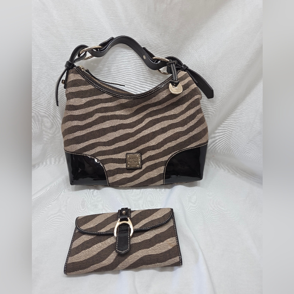 Dooney & Bourke Zebra Stripe Shoulder Bag in Brown/Black With Wallet